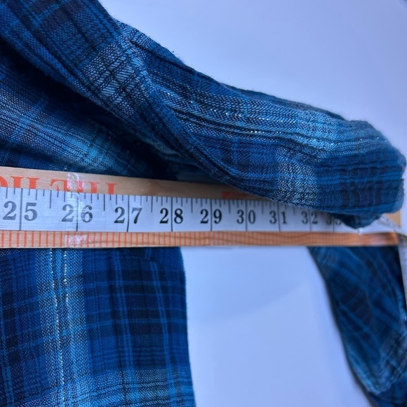 Dressbarn Blouse Top Women 2X Striped Flannel Metallic Holliday Button Down Blue - Picture 7 of 9